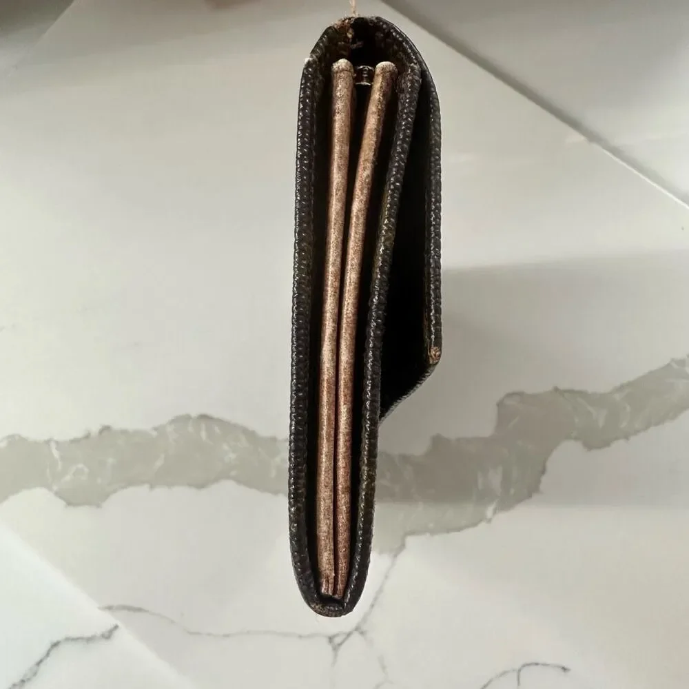 Vintage Louis Vuitton Monogram Sarah Wallet - Picture 3 of 14